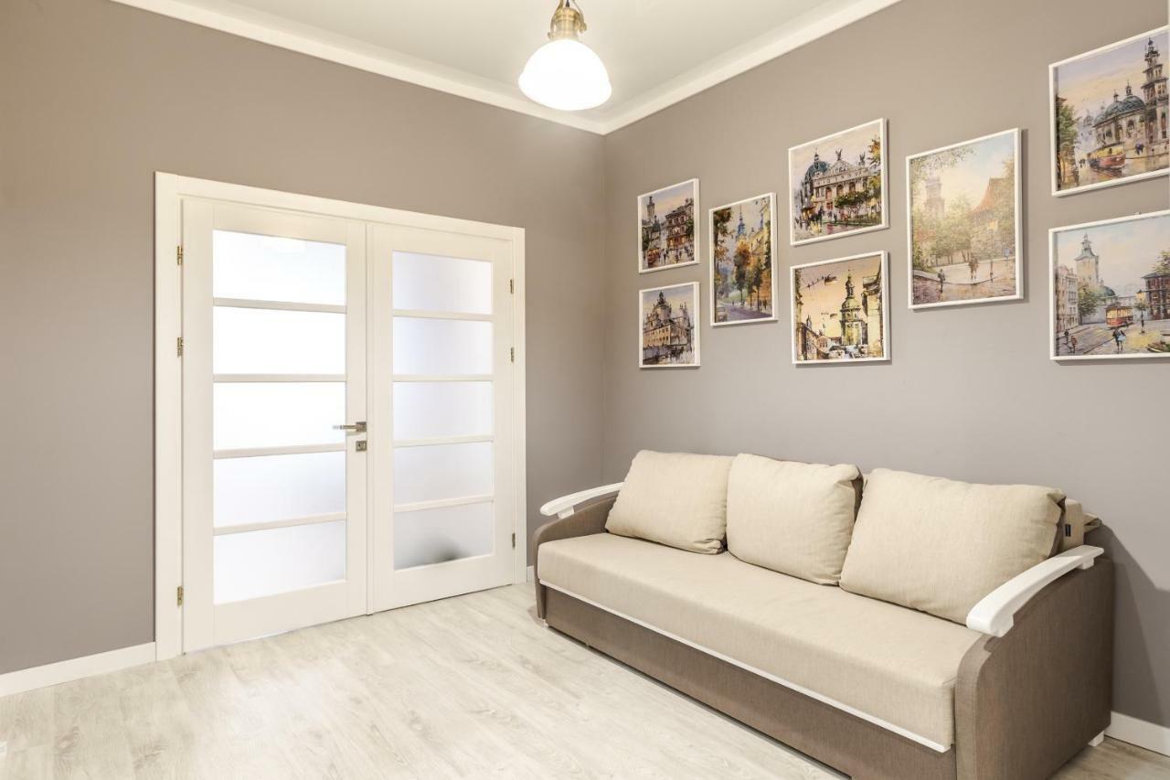 Modern Rus Apartment Лвив Екстериор снимка