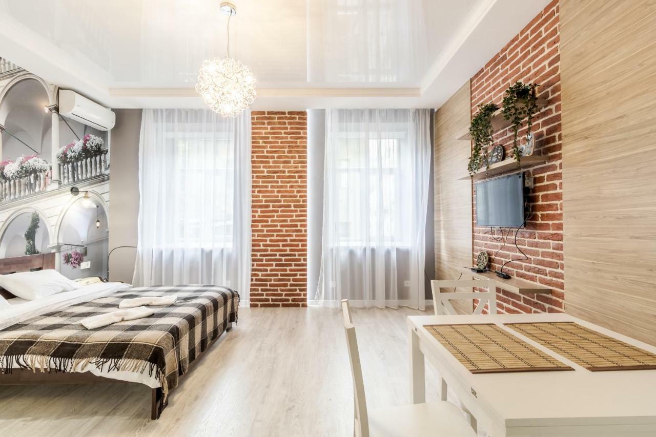 Modern Rus Apartment Лвив Екстериор снимка
