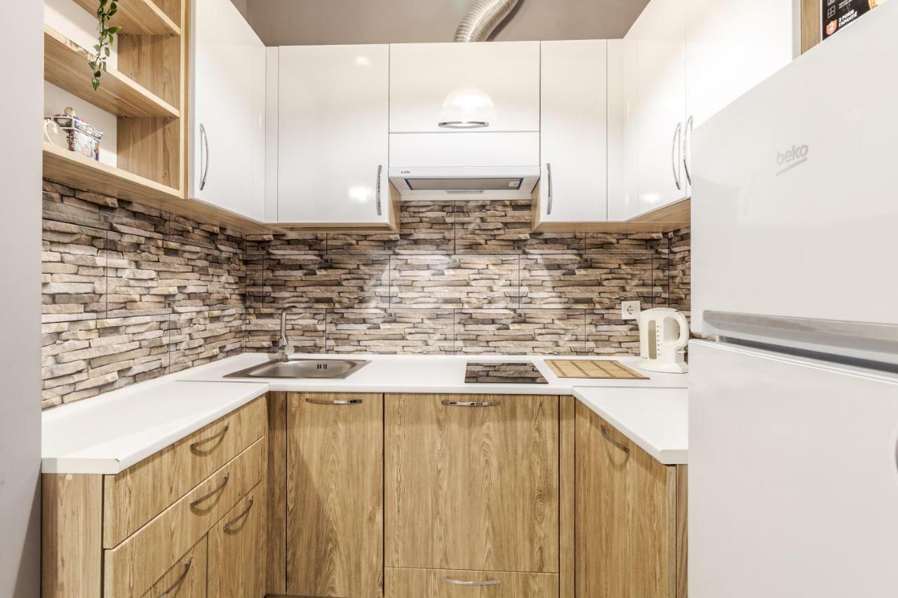 Modern Rus Apartment Лвив Екстериор снимка