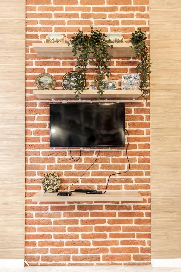 Modern Rus Apartment Лвив Екстериор снимка